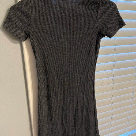 Brandy Melville Charcoal tshirt dress - Picture 2 of 3